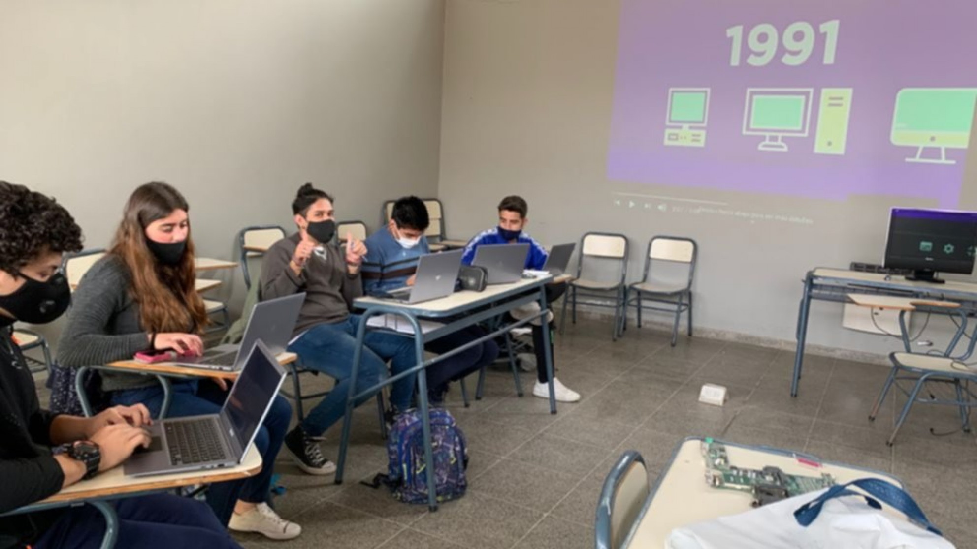 Más de 150 estudiantes mendocinos ya se capacitan en habilidades tecnológicas con Mendoza Futura
